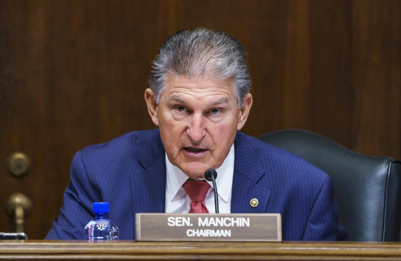 “This Is A No”: Manchin Announces He Won’t Vote For Build Back Better [VIDEO]