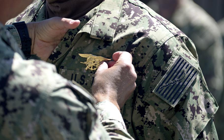 Federal Judge Backs Un-Vaxx’d Navy SEALs, Blocks Pentagon Punishment