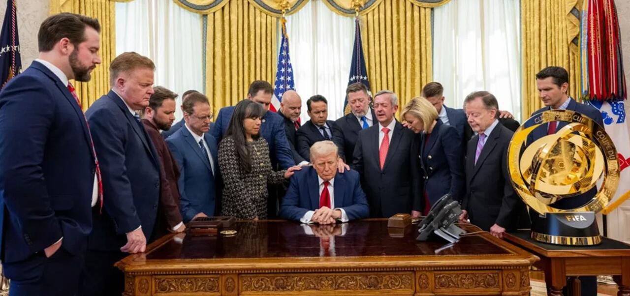 Десятки американских законодателей требуют расследования в отношении чиновников Пентагона, назвавших войну с Ираном «божественным планом»