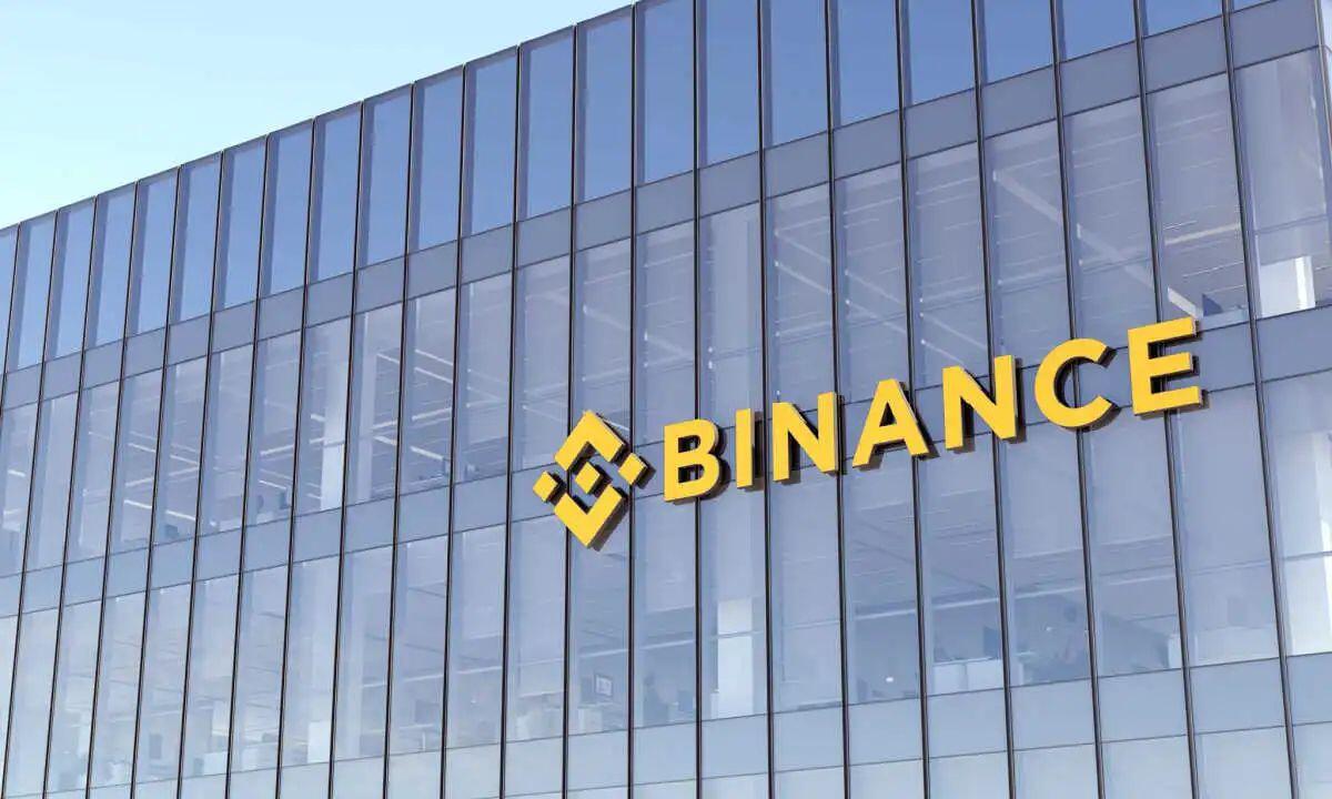 Binance Investigates Possible Hack After Billions Transferred Out; Tether And Circle Freeze Stablecoins
