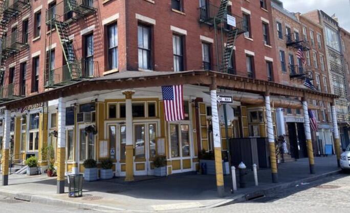New York City Sheds 30,000 Jobs As Restaurants Face Mounting Financial Pressure