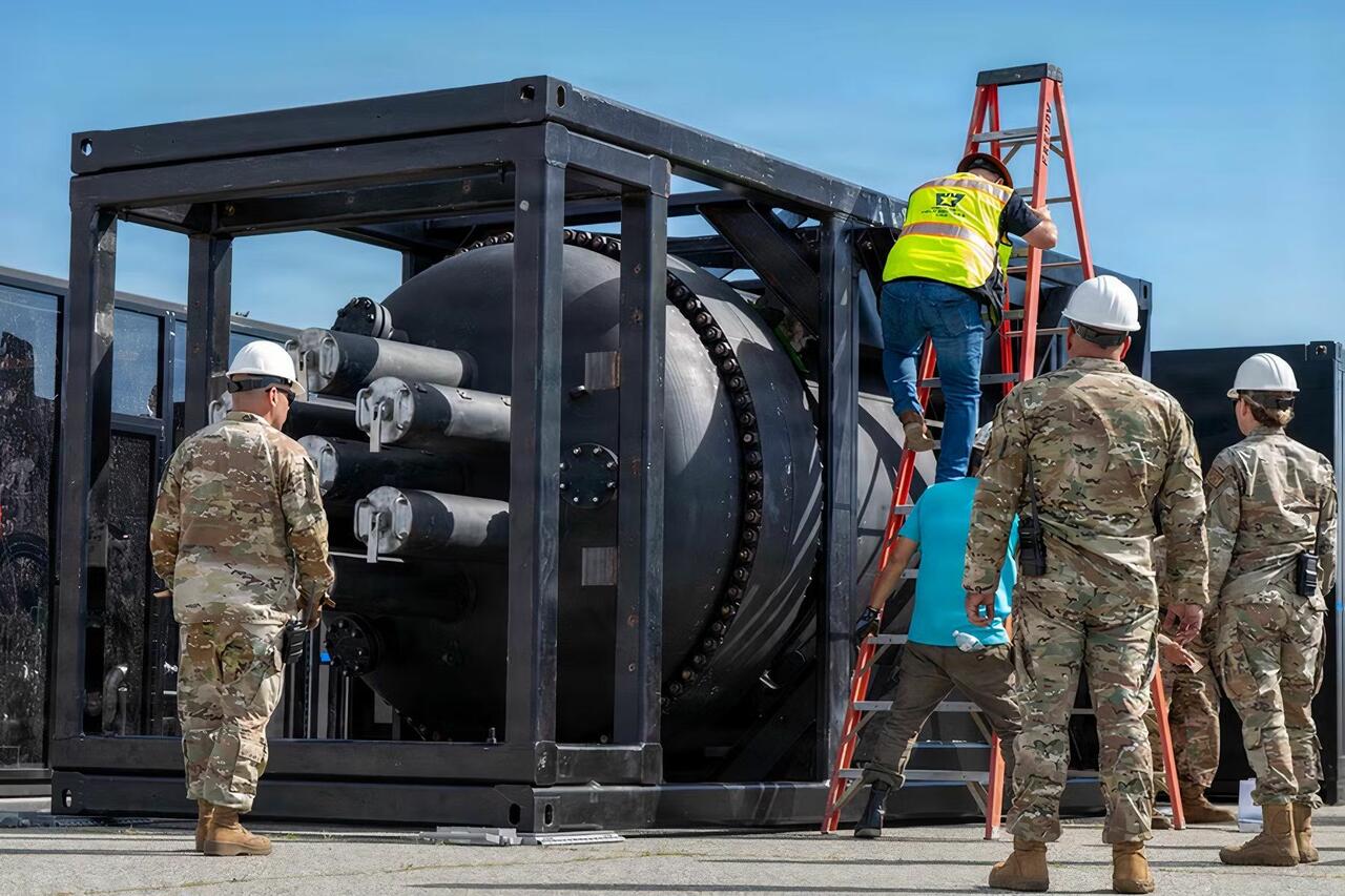 "Doomsday": U.S. Military Planning To Survive 90 Days Without Power Grid