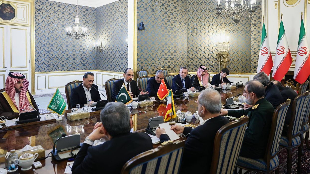 New Draft Peace Deal Floated Even As US Warns Of 'Short, Intense' Iran War Renewal
