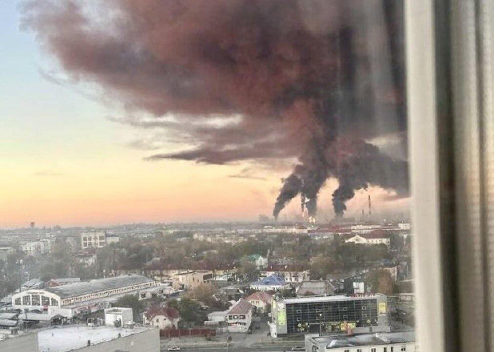 Ukraine Shatters Strike Pause With Major Drone Attack On Russian Oil Refinery, Defying Trump